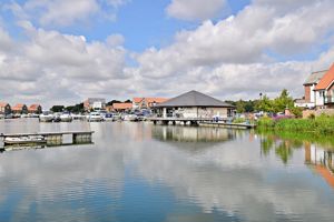 Photo 6- click for photo gallery